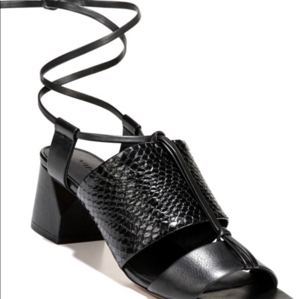 Vince Dunaway Strappy Block Sandal Black Leather - Picture 3 of 16